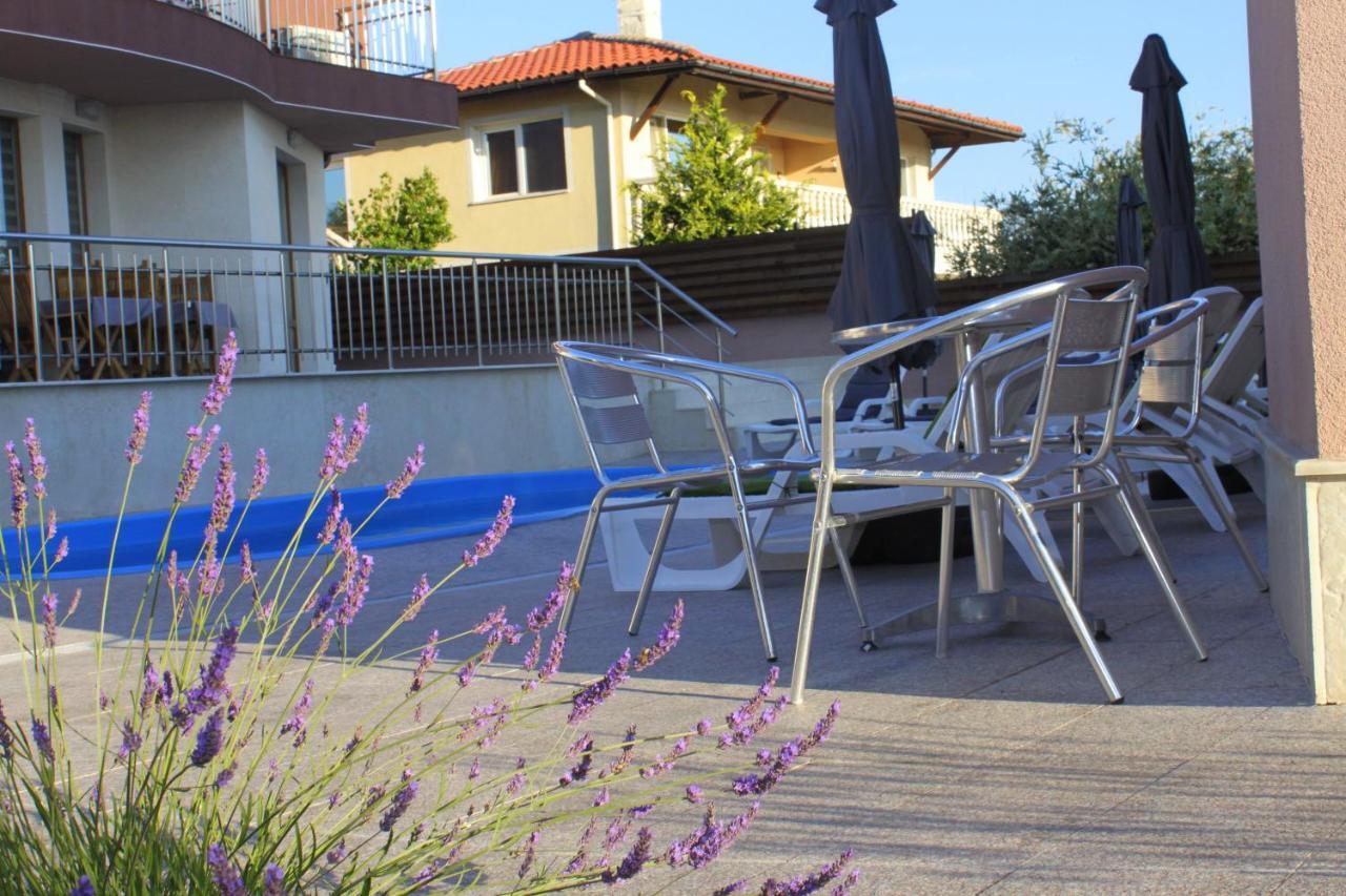 Sea & Hill Guest Houses Хотелски Тип ロゼネッツ エクステリア 写真